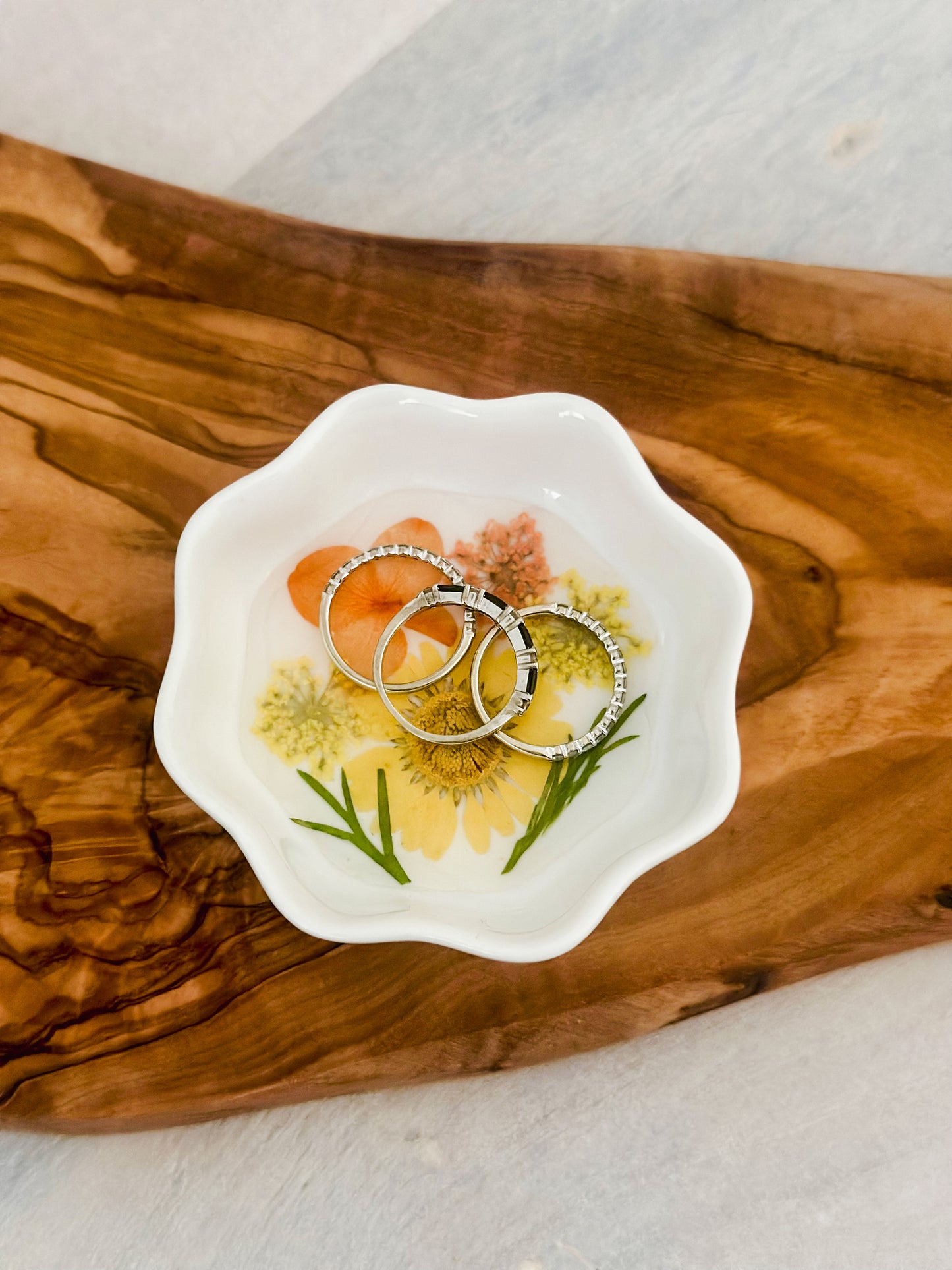 Ring Dish with Dried Flowers and Resin