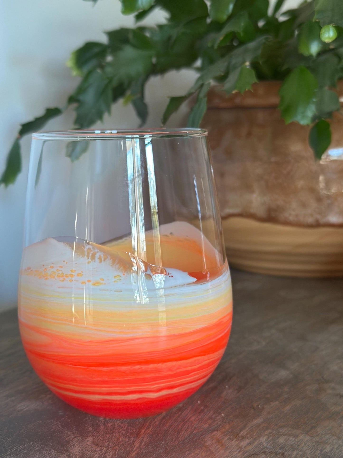 Resin Wave Sunset Stemless Wine Glass