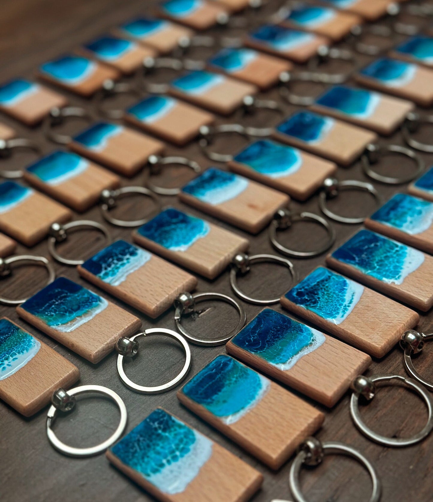 Resin Keychain - Epoxy Resin Ocean Waves Key Holder