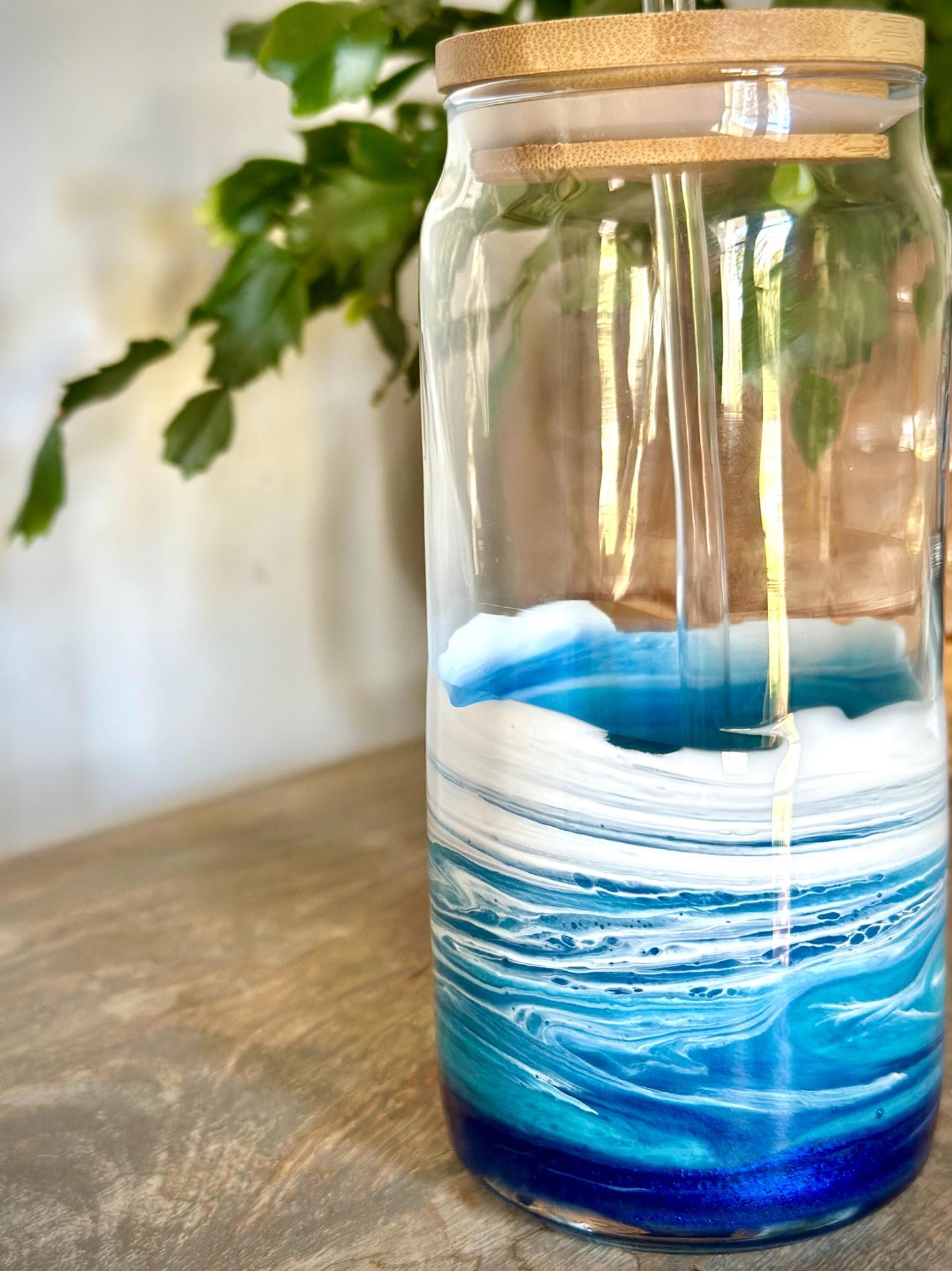 Resin Wave Glass Tumbler with lid and straw - Beach Glassware
