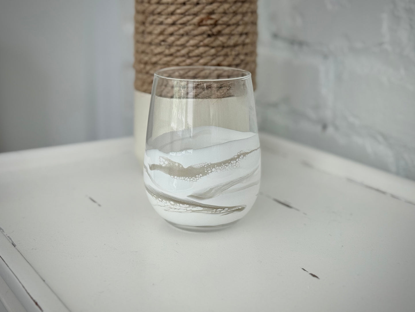 Resin Stemless Wine Glass: White and Gold Beach Design - 17oz