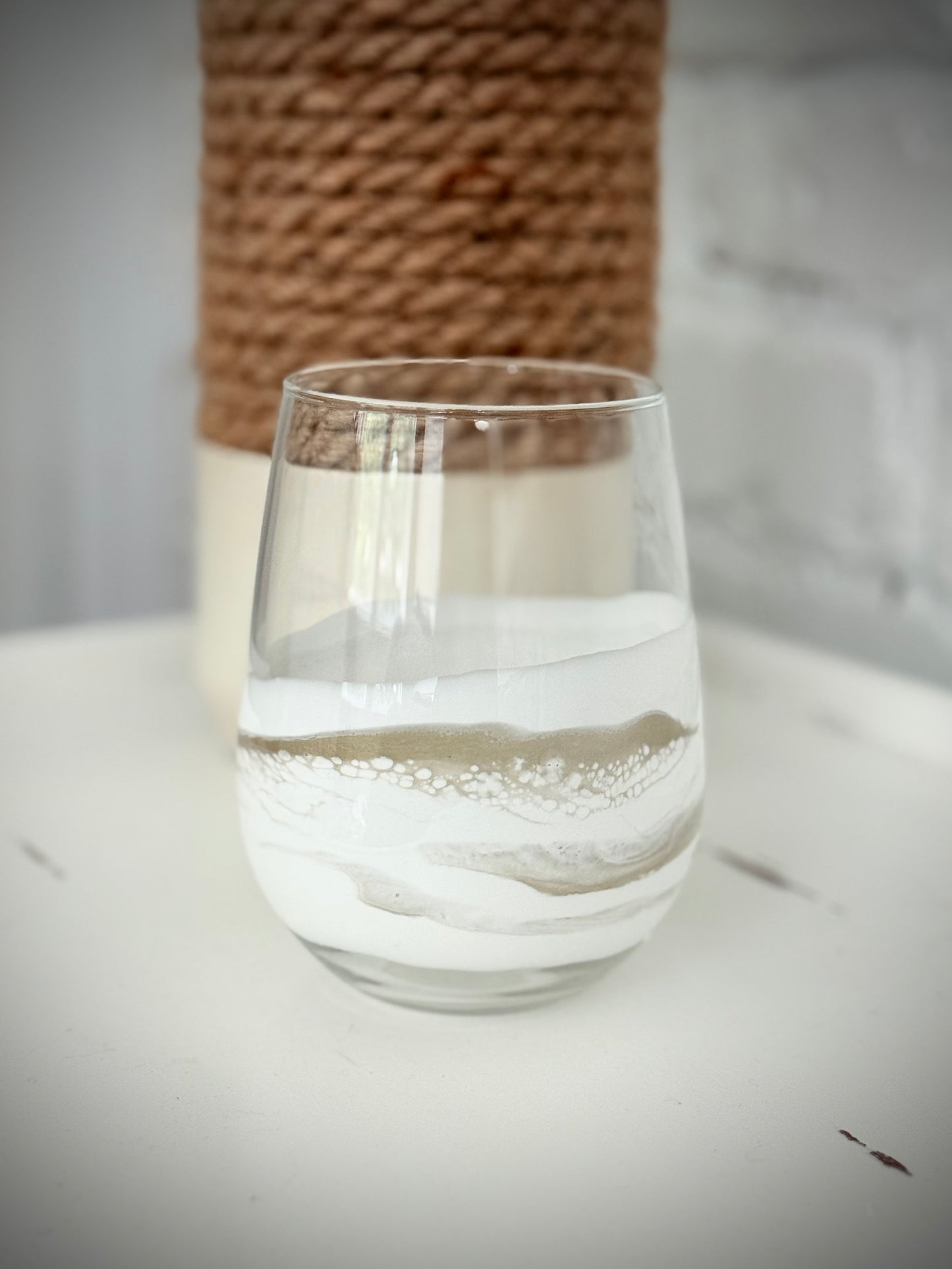 Resin Stemless Wine Glass: White and Gold Beach Design - 17oz
