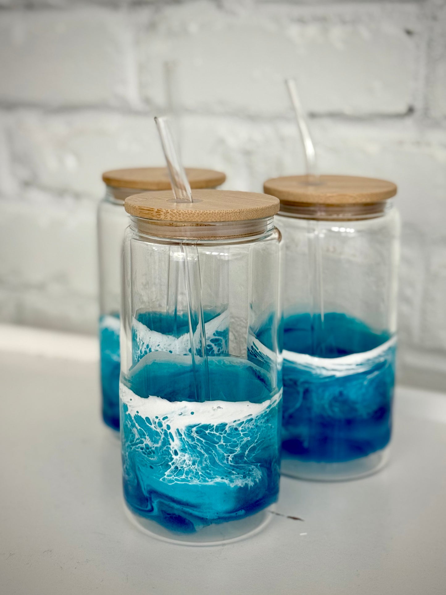 Resin Wave Glass Tumbler with lid and straw - Beach Glassware