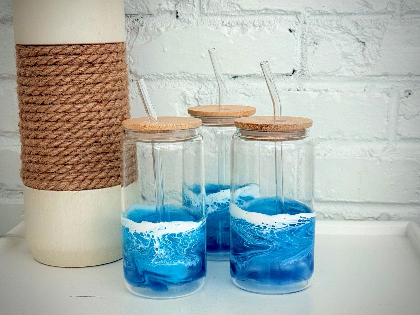 Resin Wave Glass Tumbler with lid and straw - Beach Glassware