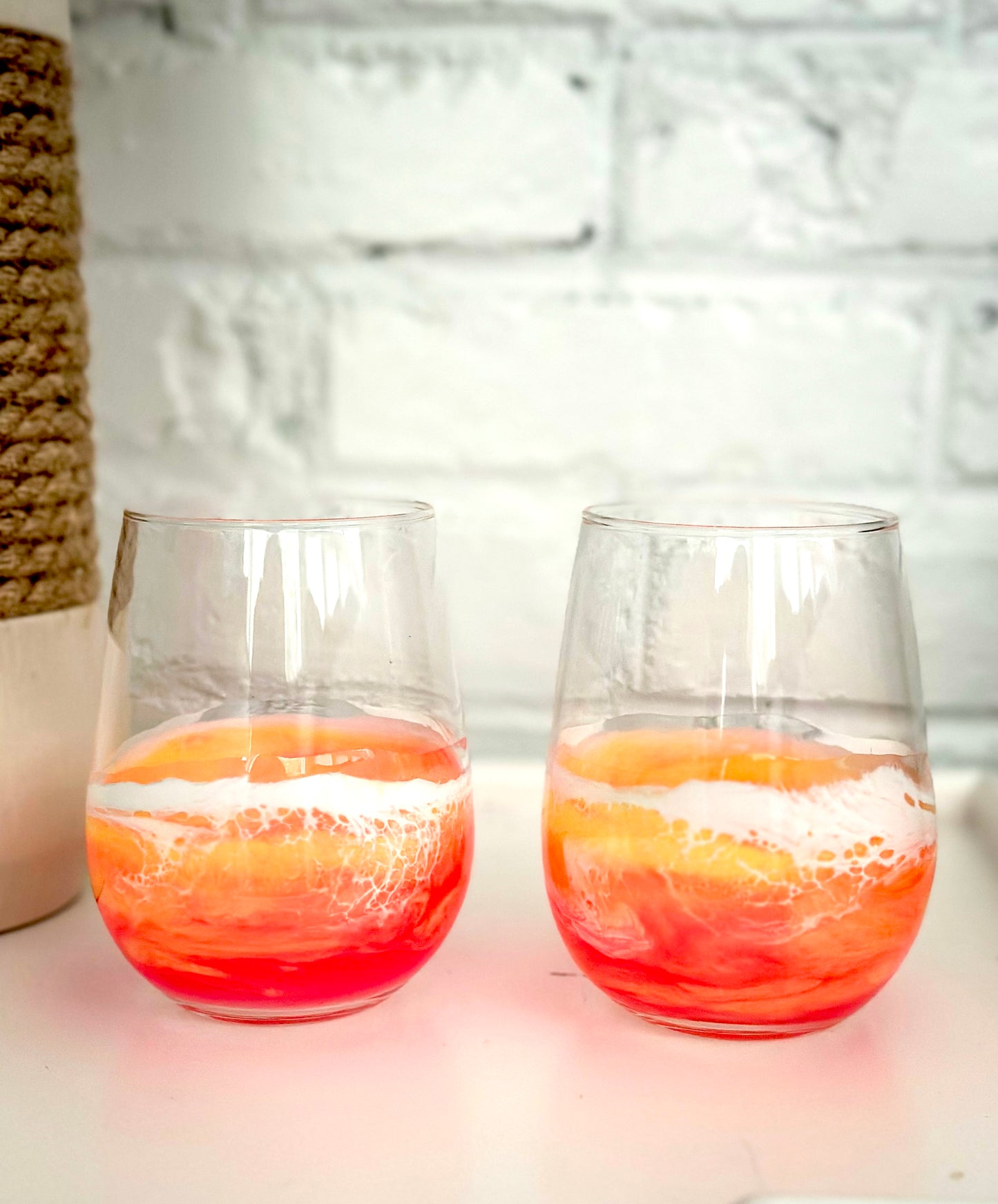 Resin Wave Sunset Stemless Wine Glass