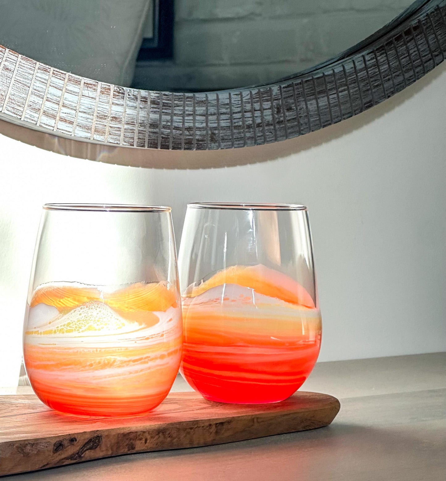 Resin Wave Sunset Stemless Wine Glass