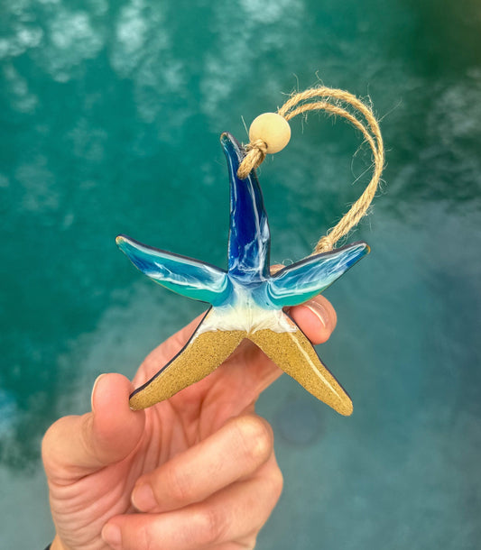 Resin Wave Starfish Ornament: Coastal Christmas Decor, Beach Wedding Favor