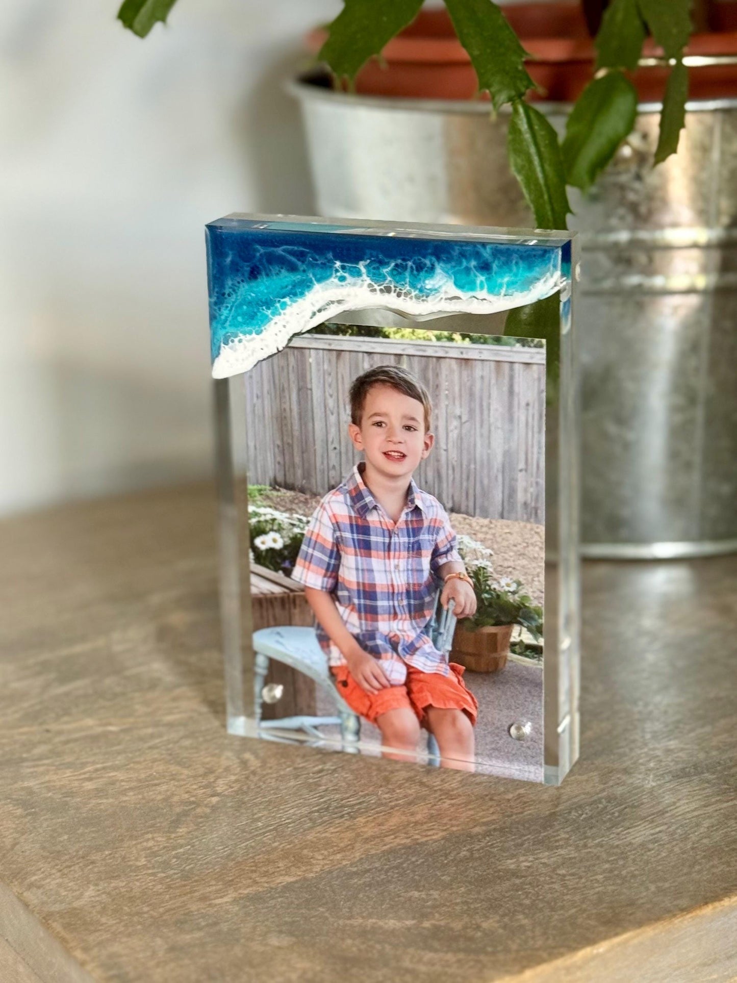 Resin Ocean Wave Acrylic Magnetic Picture Frame 4x6 - Coastal Home Decor Shelf Frame