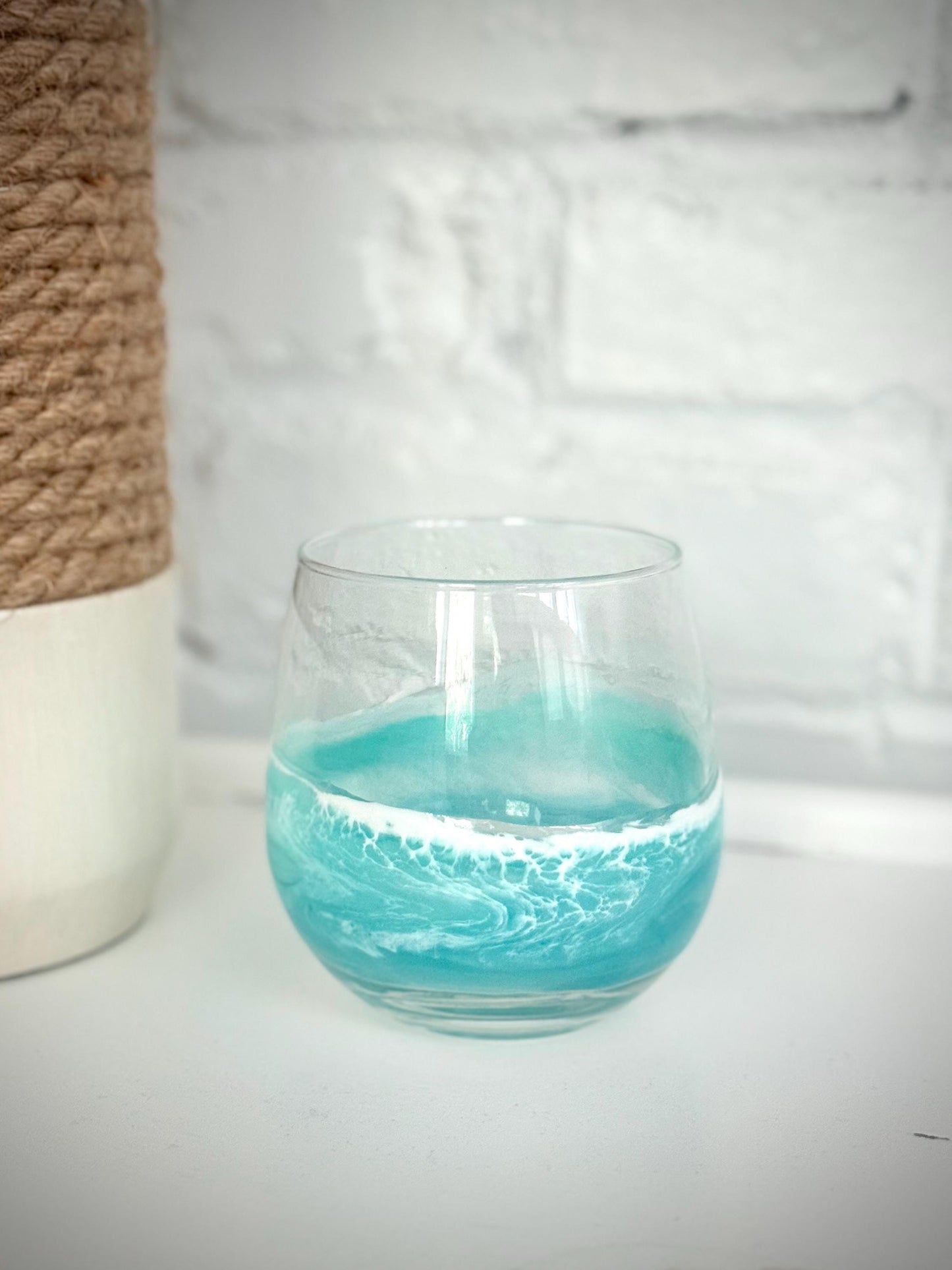 Teal Resin Wave Stemless Red Wine Glass: Coastal Beach House Drinkware - Teal Glassware
