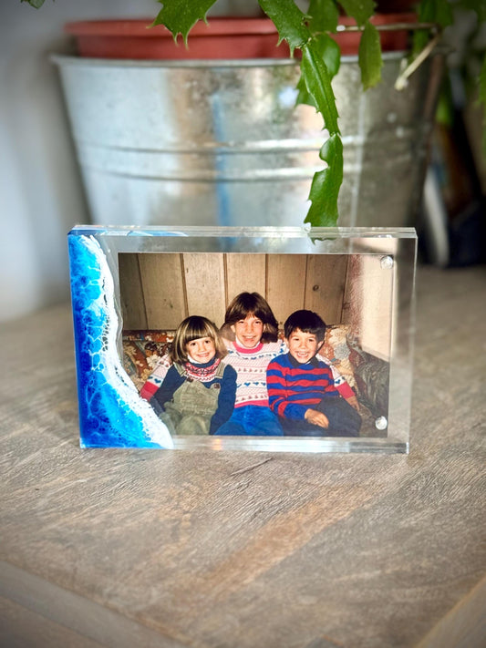 Resin Ocean Wave Acrylic Magnetic Picture Frame 4x6 - Coastal Home Decor Shelf Frame